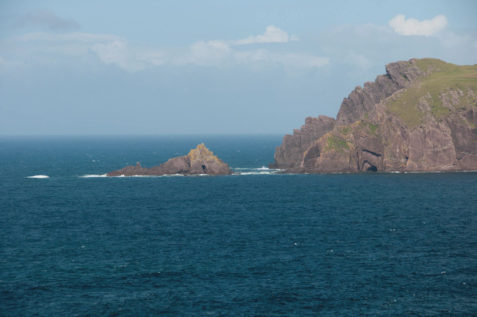 dingle-coastline.webp